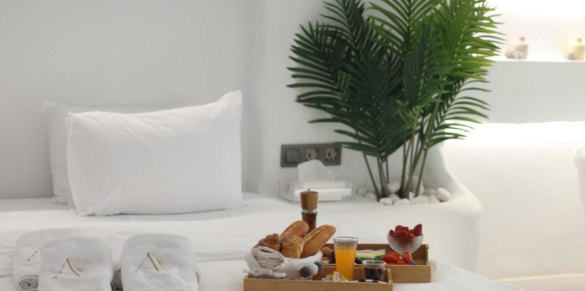 Aqualand Hotel & Resort Batroun Extérieur photo